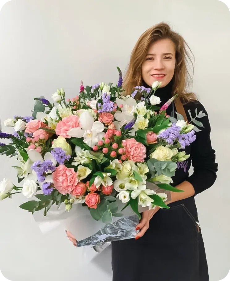 Гюзелия Даутова — выпускница курса, открыла цветочный магазин Ammiflowers